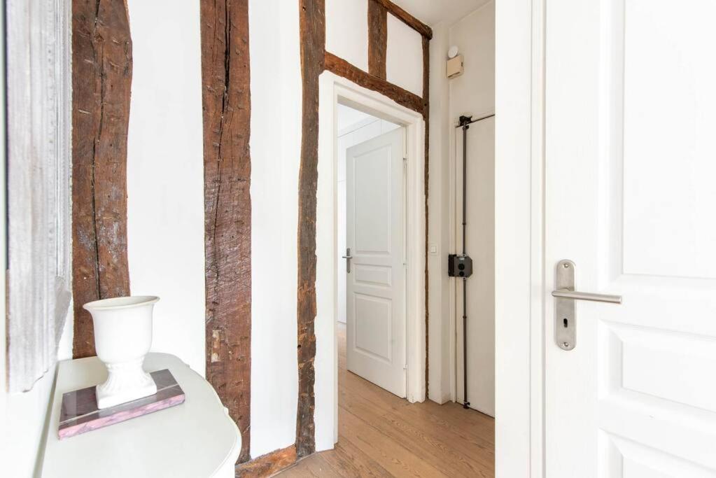 Vintage Le Bon Marche - Ii Appartement Parijs
